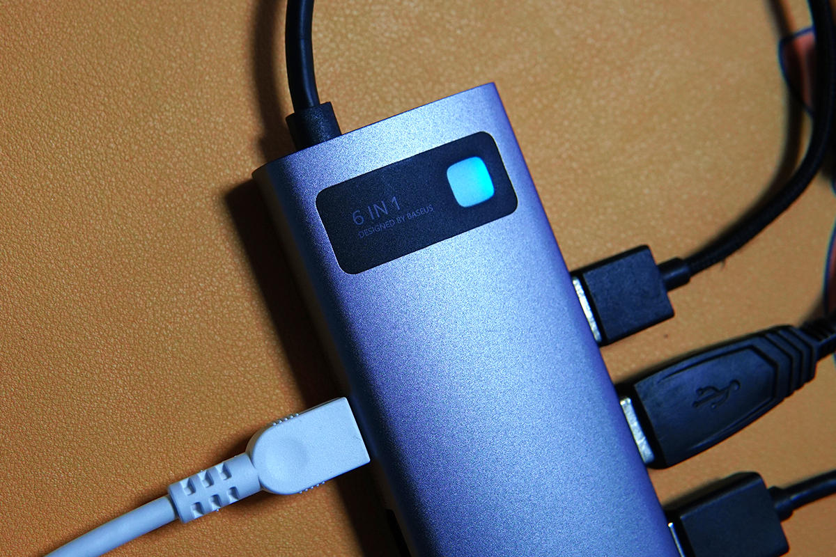 小物件解决大问题，倍思六合一多功能扩展坞轻体验