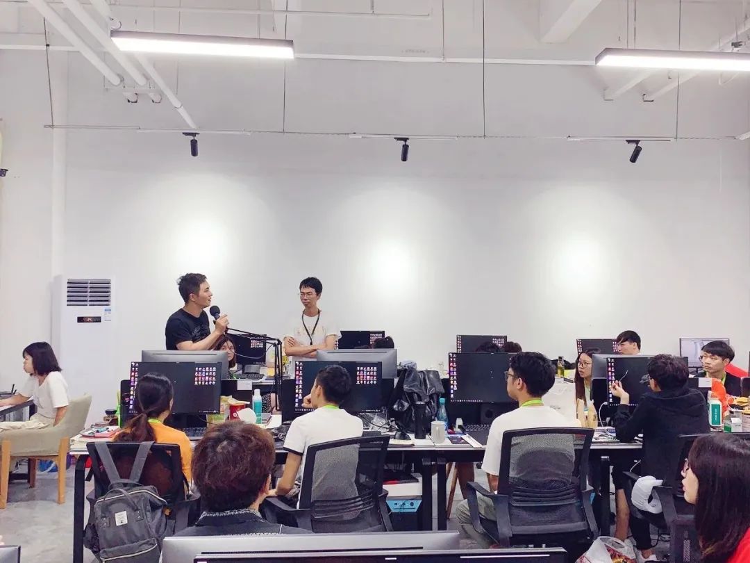 会C4D的设计师是有多厉害？