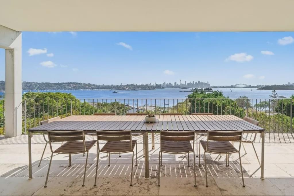 华人夫妻花2460万澳元拍下悉尼海边豪宅，刷新澳房屋拍卖纪录