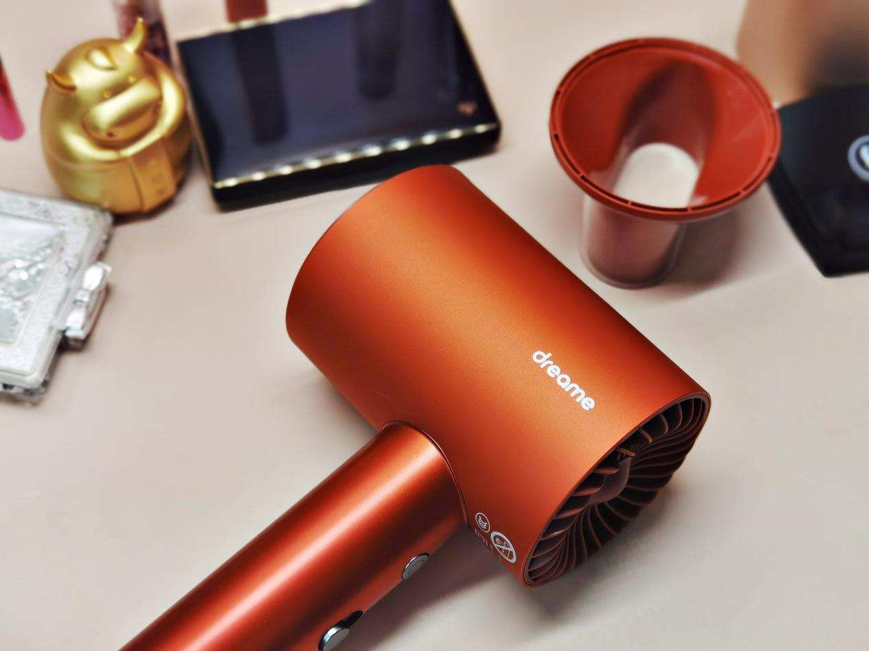 Does the Spring Festival deliver goods time -- is your Valentine's Day gift excuse me ready not? 