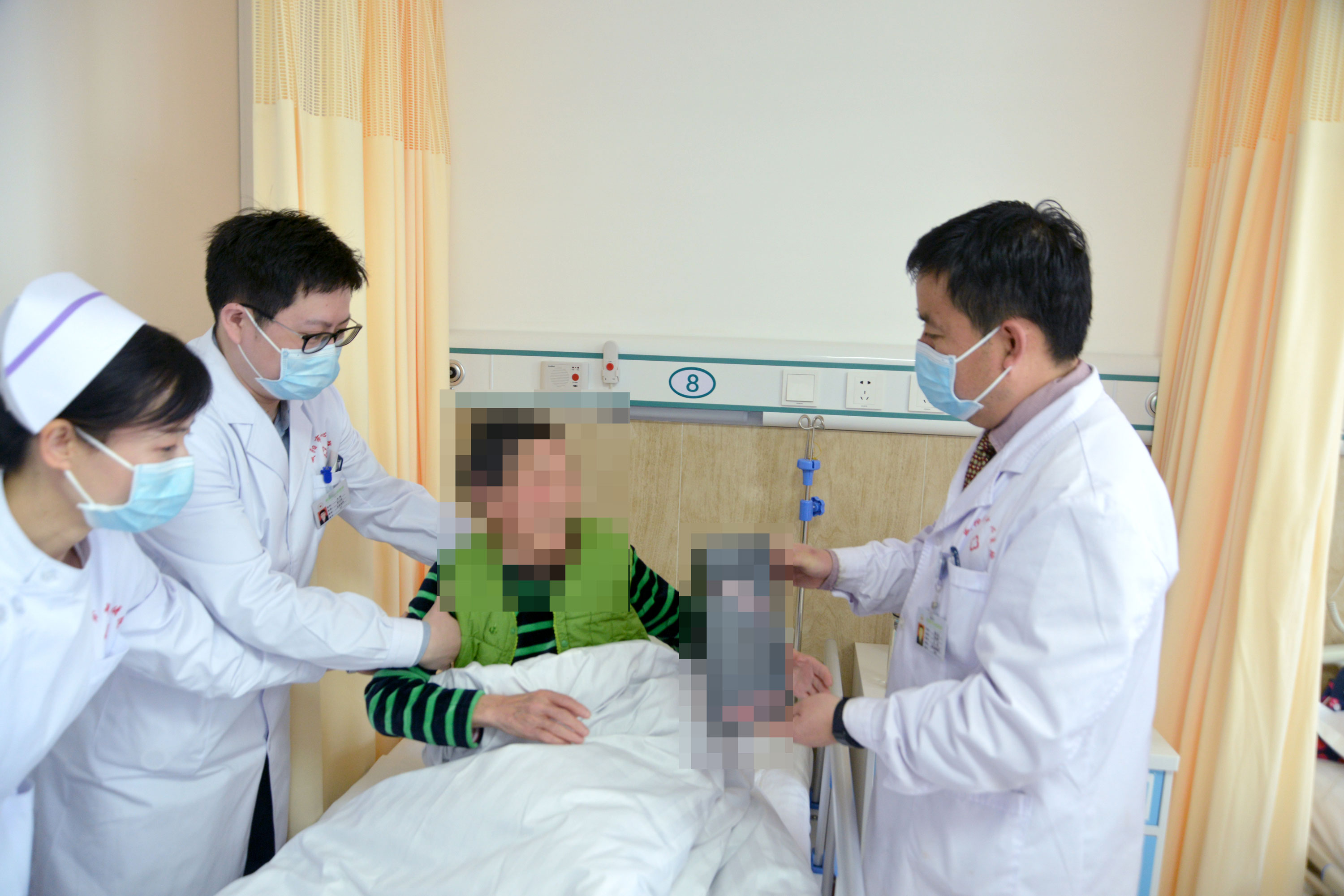 贴近百姓造福患者，咸阳市中心医院铸造精准医疗守住“健康关”