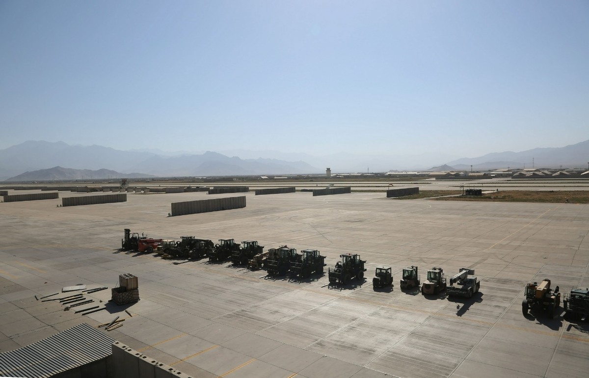 9月7日，塔利班送中国基地？美机在台海被驱离，中方向日本喊话