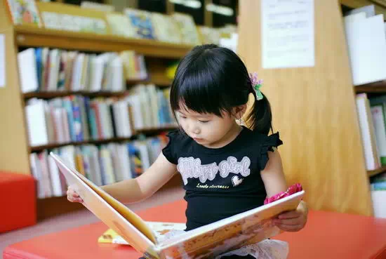 讀書是最好的家風,書架是最好的不動產
