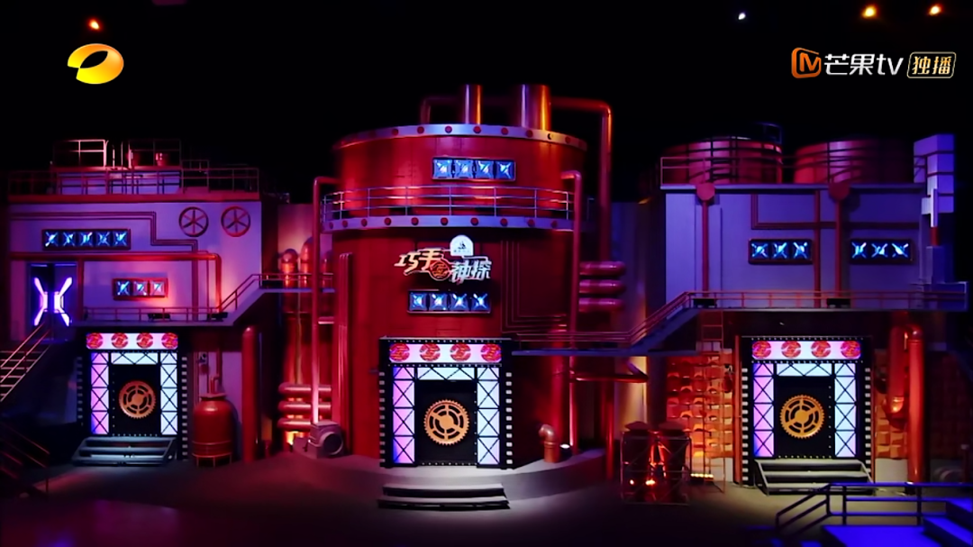 《误杀》夫妇肖央谭卓走进综艺大玩烧脑游戏，不料被手工大神整惨