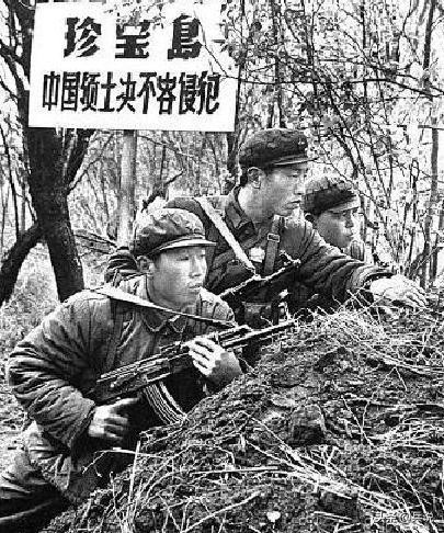 珍宝岛没抓到俘虏，没多久上海知青活捉1名苏军，弥补部队遗憾