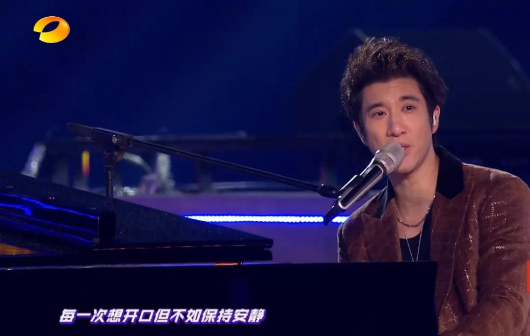 湖南跨年晚会暴露明星真实状态：谢霆锋素颜状