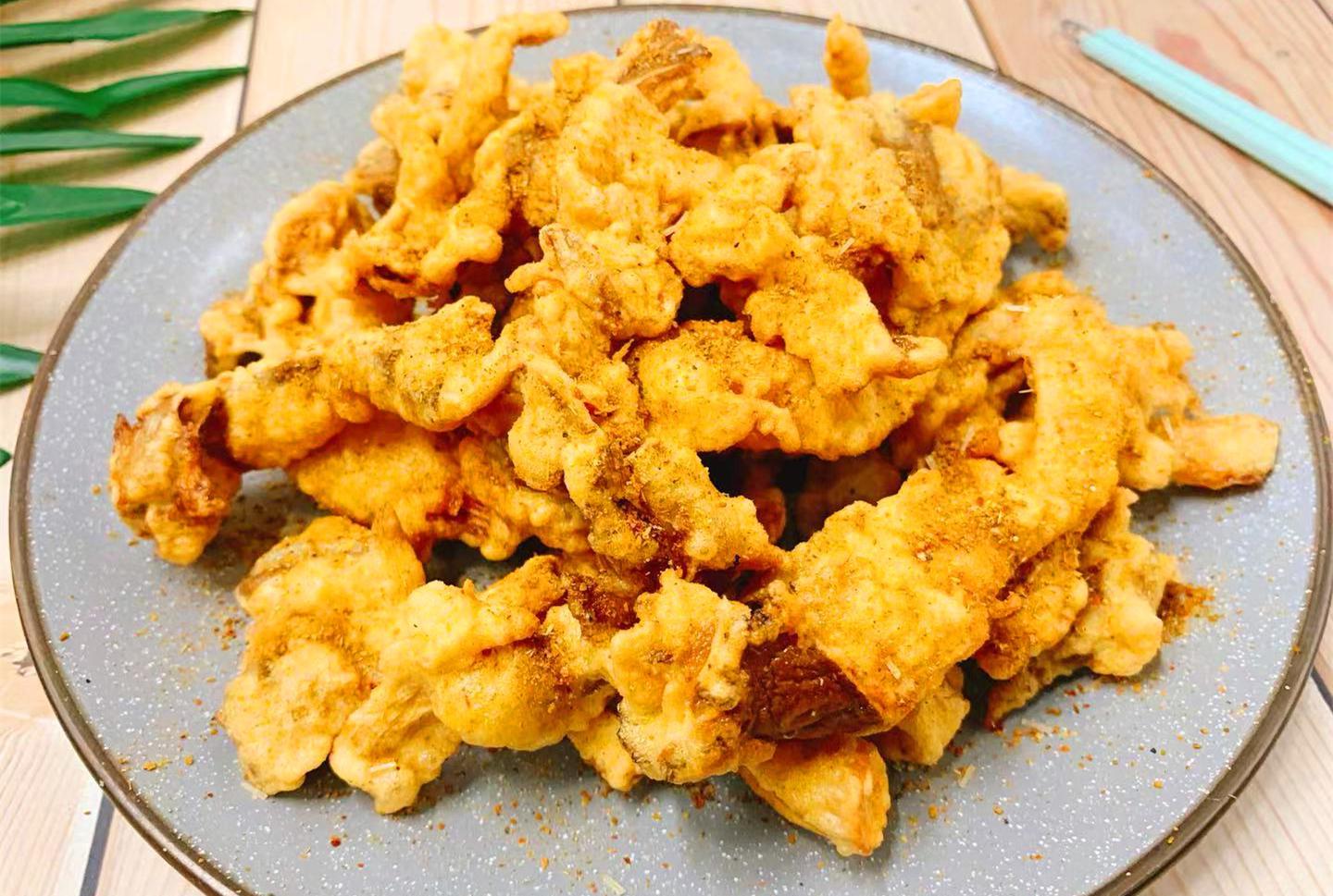 手把手教你做干香炸蘑菇外酥里嫩非常好吃