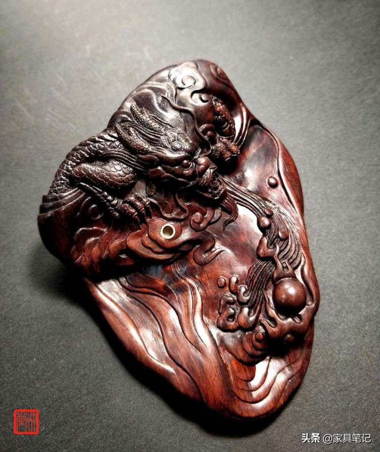 海南黄花梨《祥龙香插摆件》