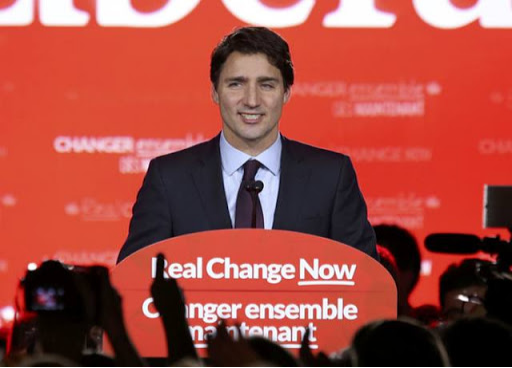 特朗普致电普京！再提邀俄重返G7峰会一事，英加