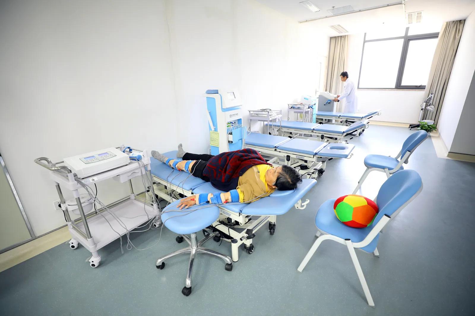 交大一附院长安区医院  凝心聚力砥砺前行  乘风破浪再续新篇