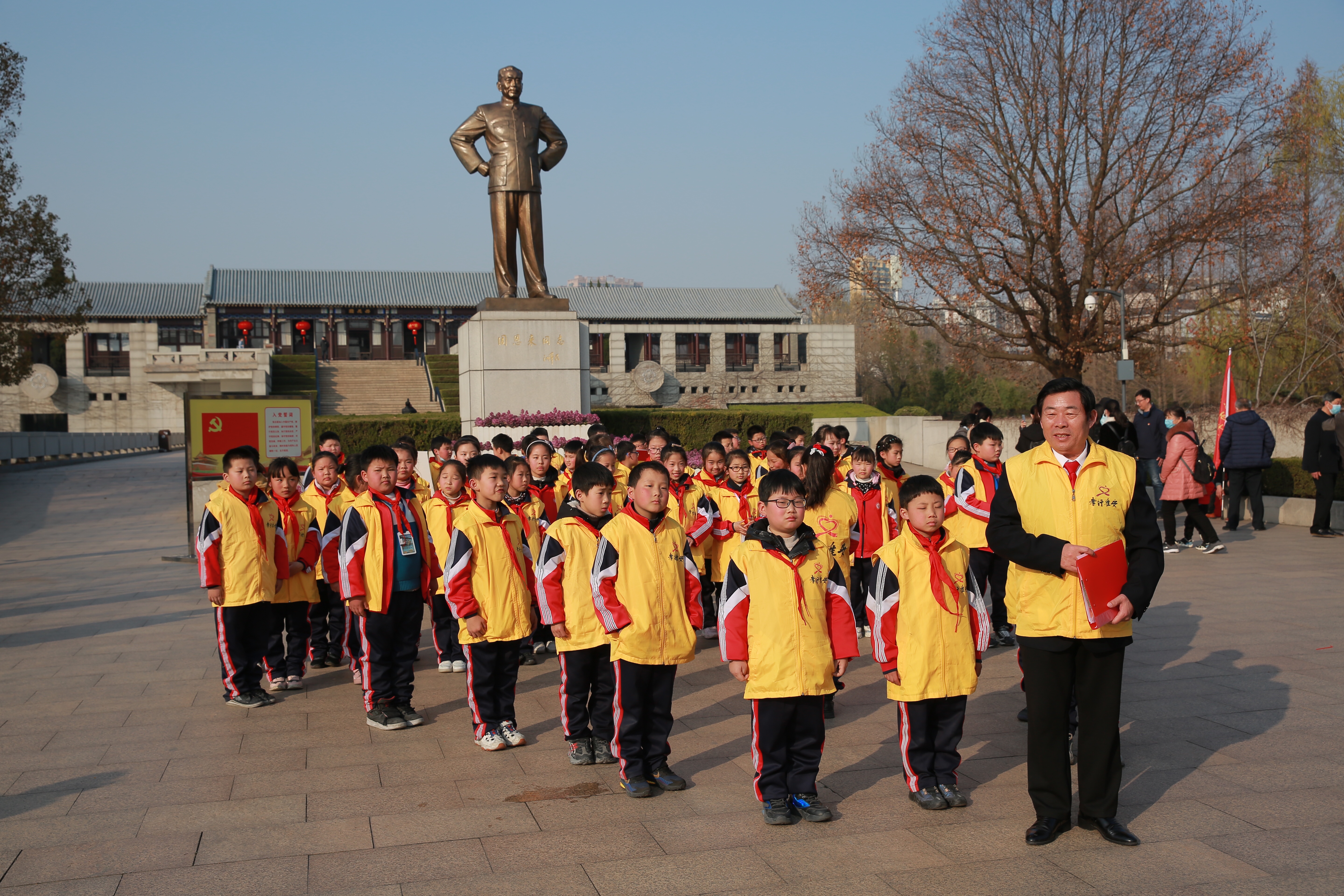 学习雷峰好榜样月活动启动仪式在淮安举行