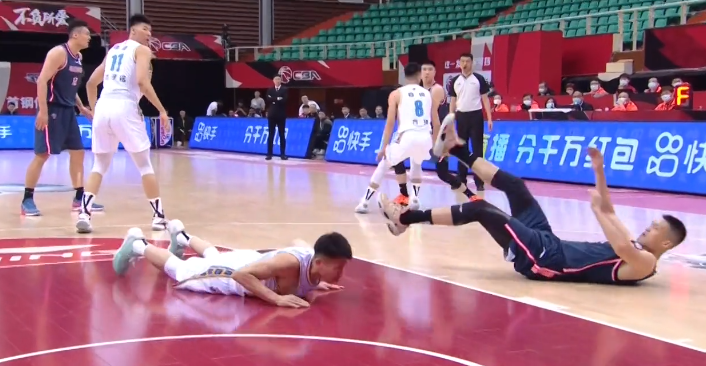 Xu Jie falls down, Du Runwang bumps by genu from, liu Xiaoyu laugh, du Feng receives 2 bad newses repeatedly