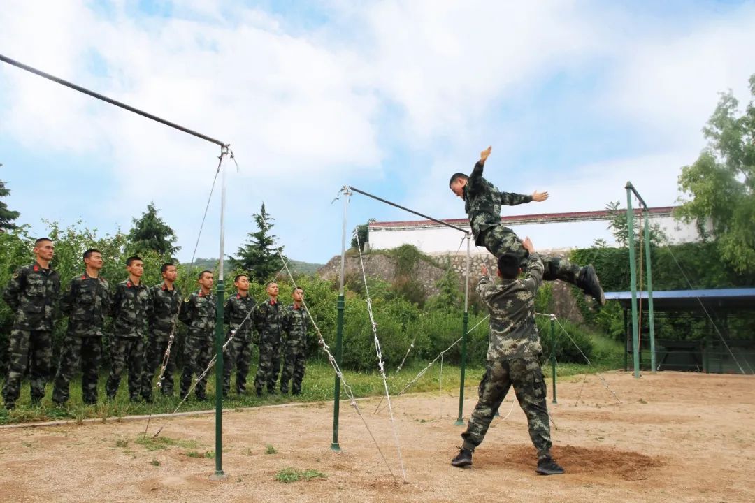 侯<a href=http://www.cngansu.cn/news/ target=_blank class=infotextkey></a>ܶӣսλح ʱ