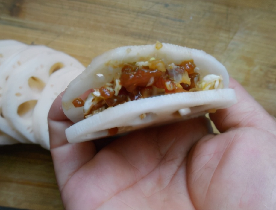 圖片[4]-炸藕合的做法步驟圖 涼了也不回軟-起舞食譜網(wǎng)
