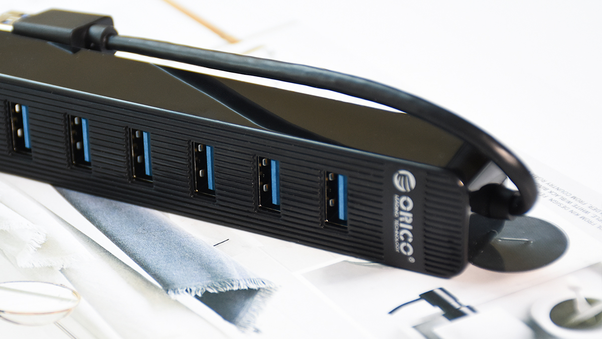 ORICO七口USB扩展集线器：桌面上的USB扩展利器