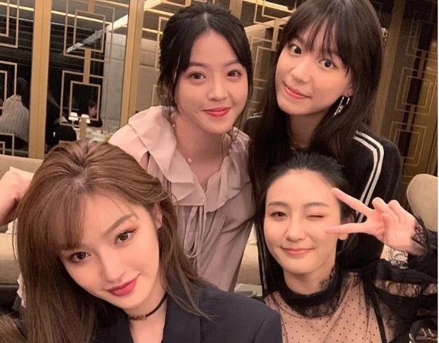 13岁\"华谊小公主\"王文，也疯狂追星，看