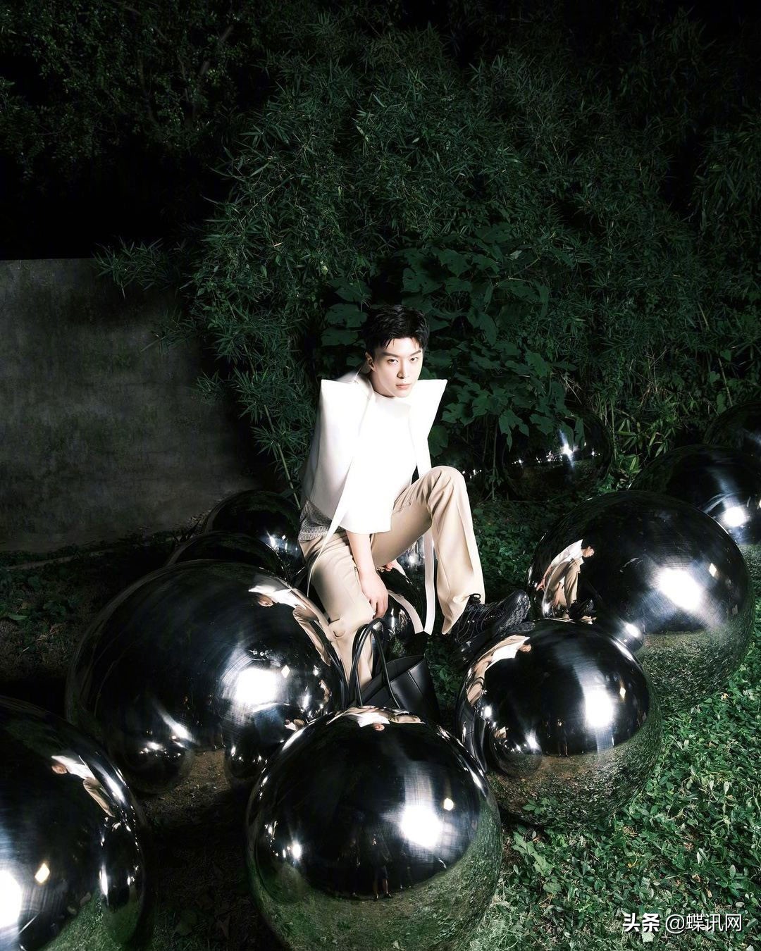 GIVENCHY 2021春夏广告宣传大片