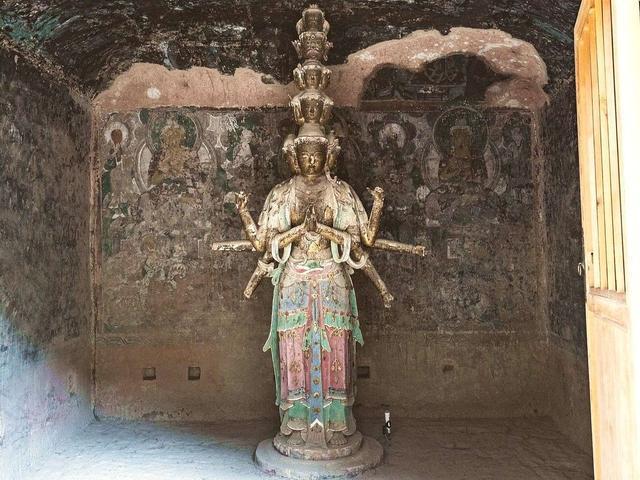 �����и������Ų�����·;ңԶ����λ��ƫƧ��ǰЩ��һֱ�����ʽ�