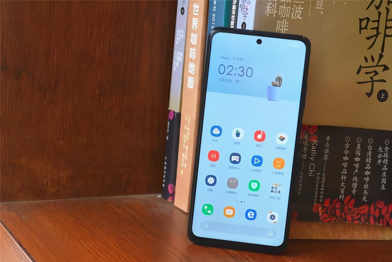 千元机不能买？一亿像素+120Hz仅1599元，网友：真香