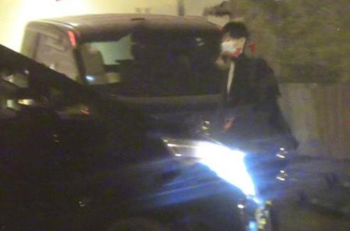 赵薇被曝与绯闻男友回豪宅，知名娱记发声：走上了离婚之路