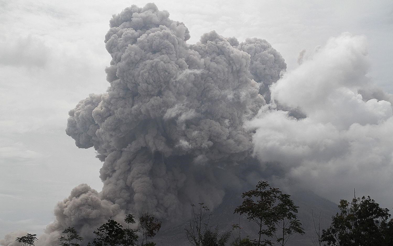 It erupts once every 600,000 years. Has the Huangshi super volcano ...