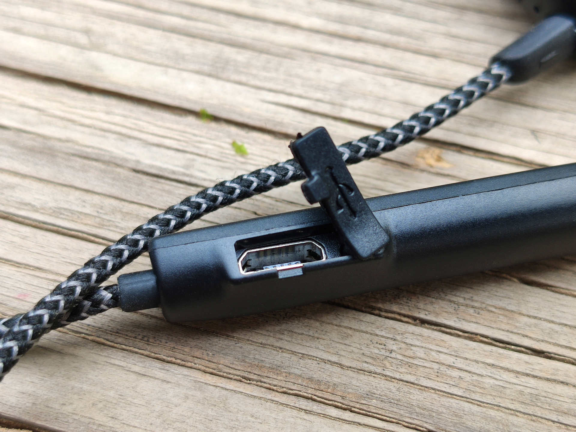 无线耳机性价比之选 HIK Z1S无线耳机入手体验