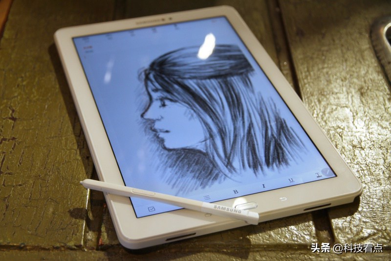 三星推配用S Pen作用的新手入门平板电脑Galaxy Tab A 10.1