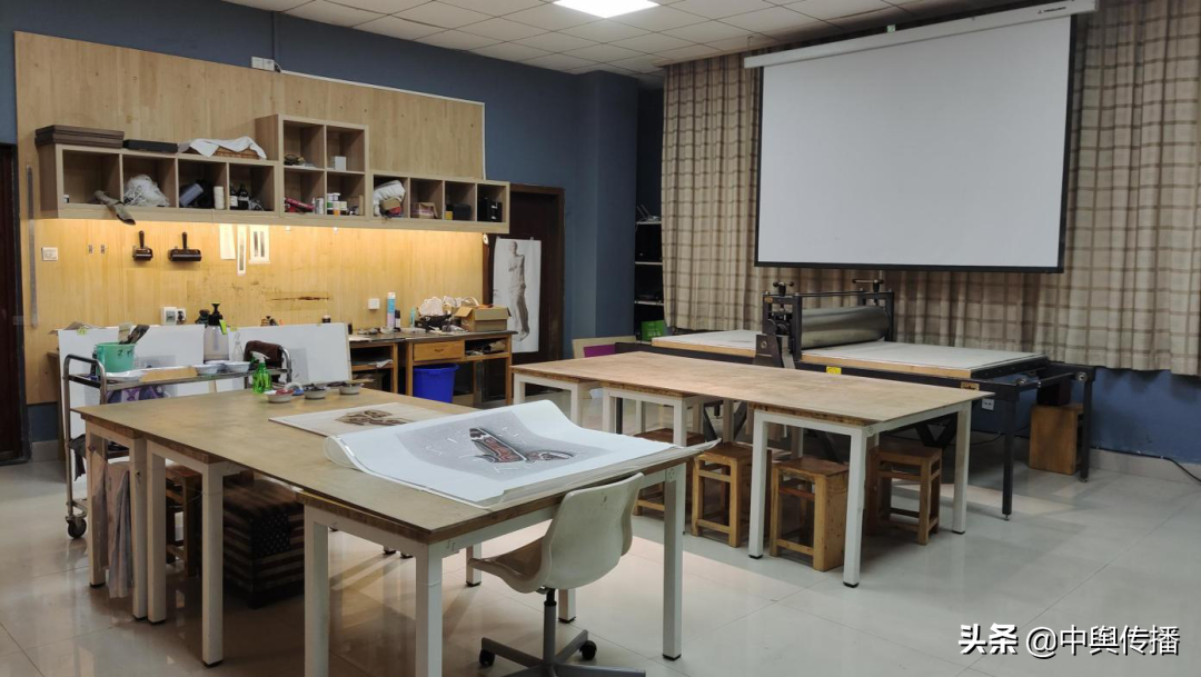 2021重庆师范大学美术学院招生宣传简介