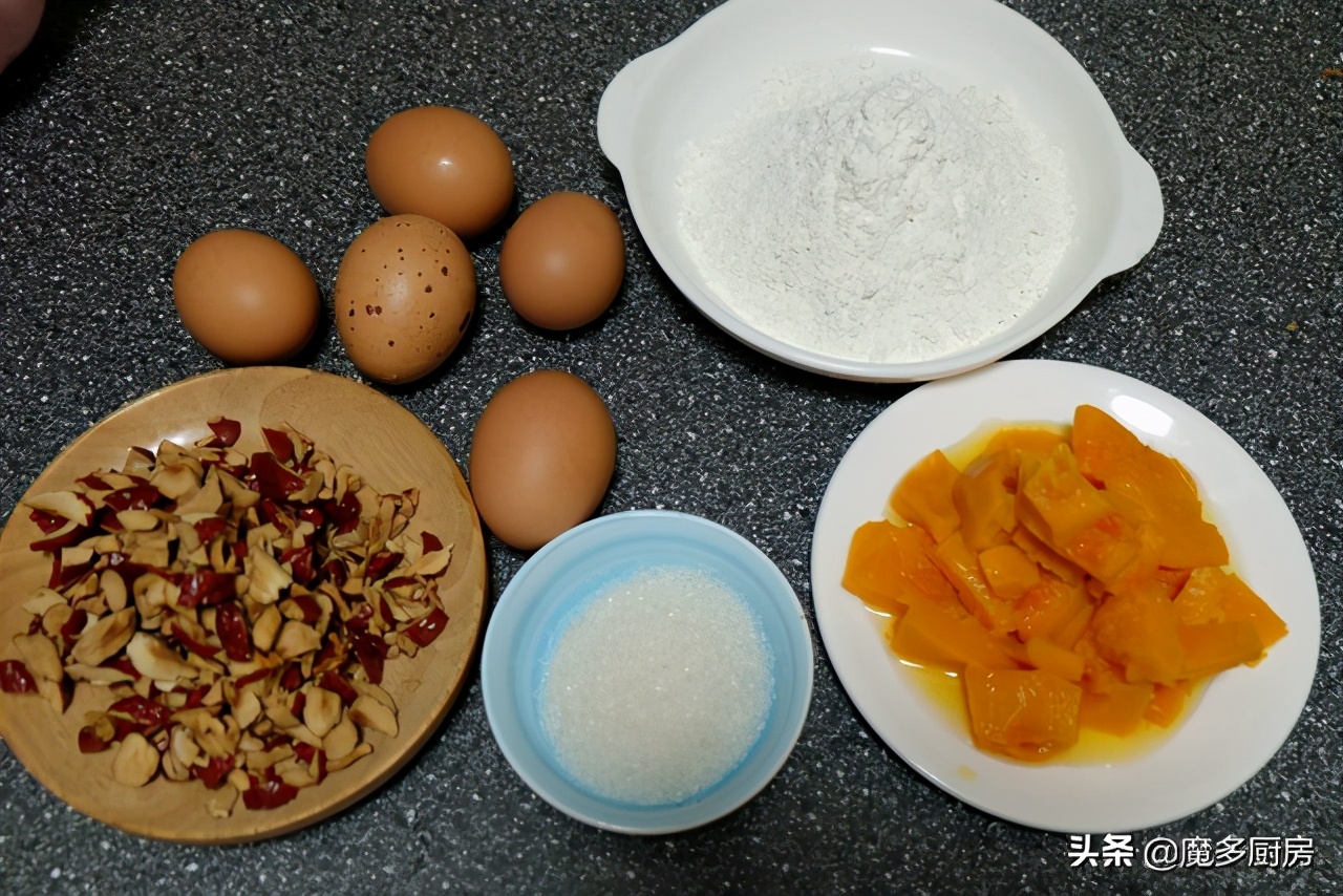 早餐蛋糕自己做，用料簡單做法更簡單，不用烤箱更輕鬆，香甜美味