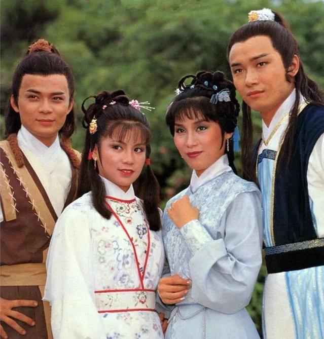 香港藝人葬禮扶靈：吳孟達無扶靈，翁美玲淚目，陳百強感人