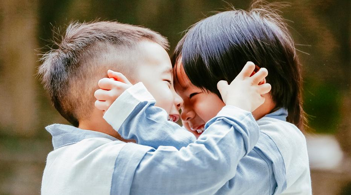 應采兒的教育被稱“虎媽教育”，妥妥的一家之主，山雞哥都不敢惹