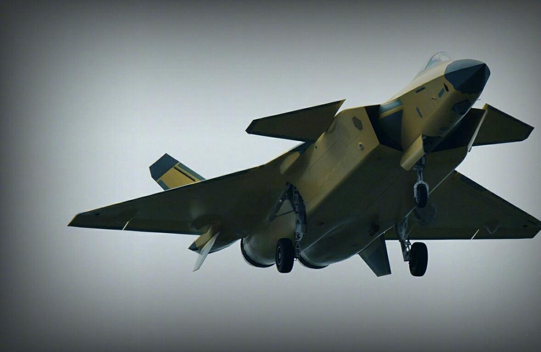 嘲讽还是命名？苏57被北约称为“重刑犯”，快来看看歼-20叫什么