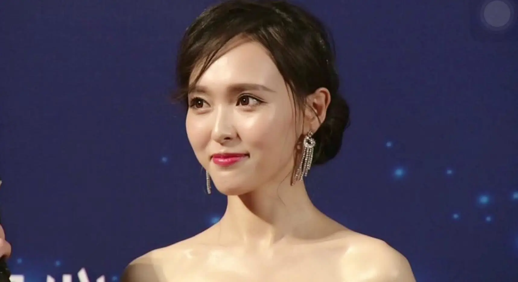 唐嫣古装新剧来袭，和他再度合作惹关注，得知