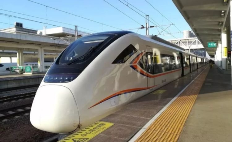 我国一条高铁即将开建，全程长达2100公里，会经过你的家乡吗