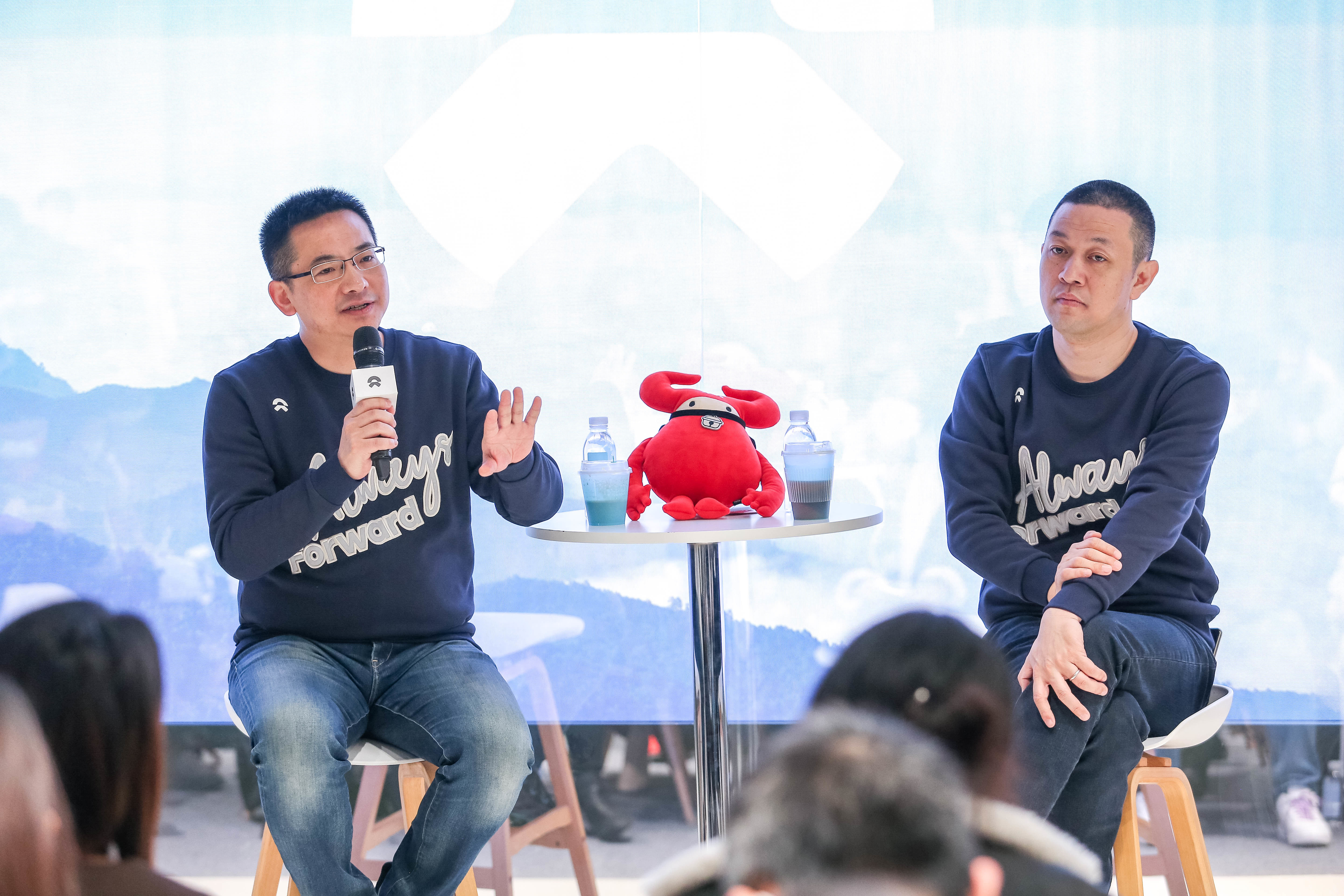 蔚来要对标「苹果」？逻辑是什么？