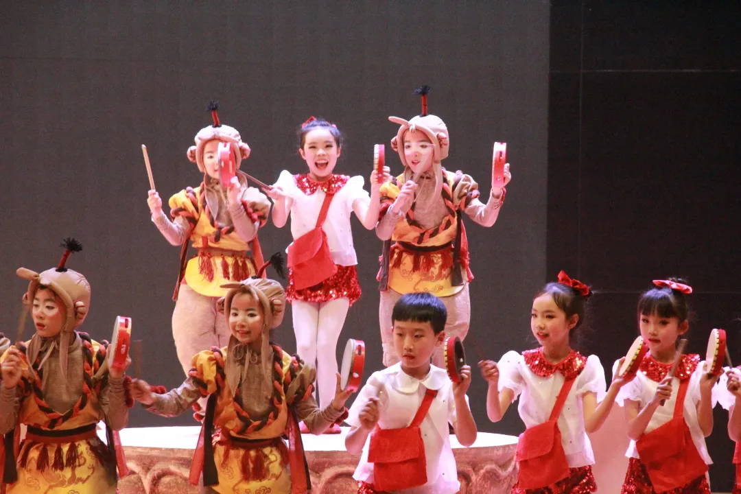 阳光下成长丨成都市双流区棠湖小学参加区第十三届中小学艺术节