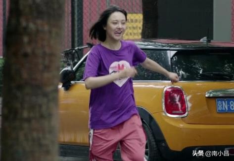 不容|“德不优法不容” 广电时评批郑爽:不给劣迹者机会