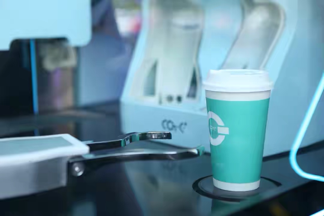人工智能赋能餐饮界，咖啡机器人成为趋势？