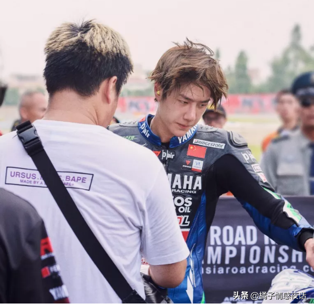 Throw a car by adversary shovel, be still taken pleasure in other's misfortune? This word that Wang Yibo says, I knew him afresh