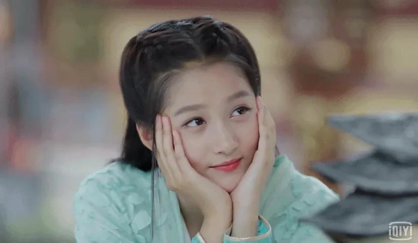 明星红黑榜：奚梦瑶一出手就是王炸，关晓彤穿