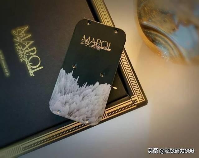 试香100次！法国调香师打造“贵族体香”，让直