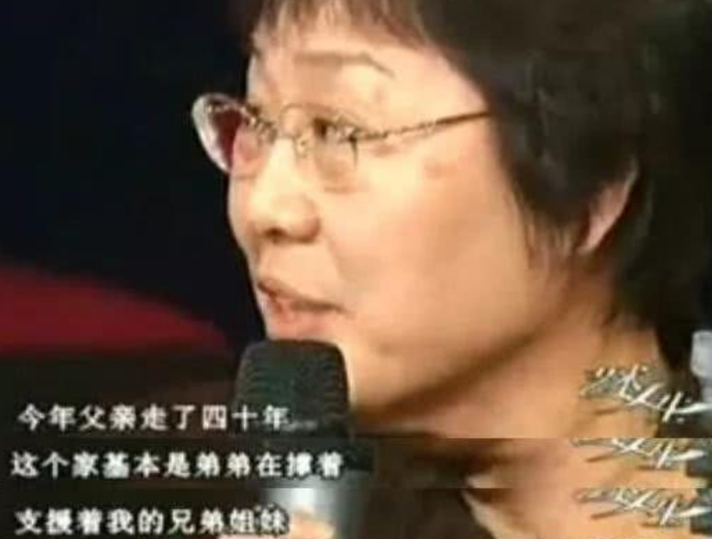 李连杰大火后，请大哥做助理年薪120万，为啥二