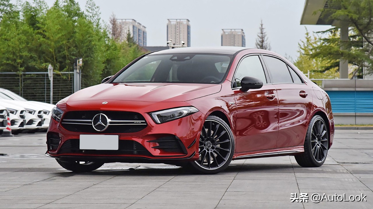 德系钢炮间的正面battle 奥迪S3 VS奔驰A35L 鹿死谁手