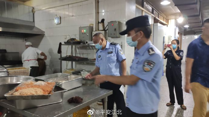 开学|护航开学季 筑牢校园安全屏障