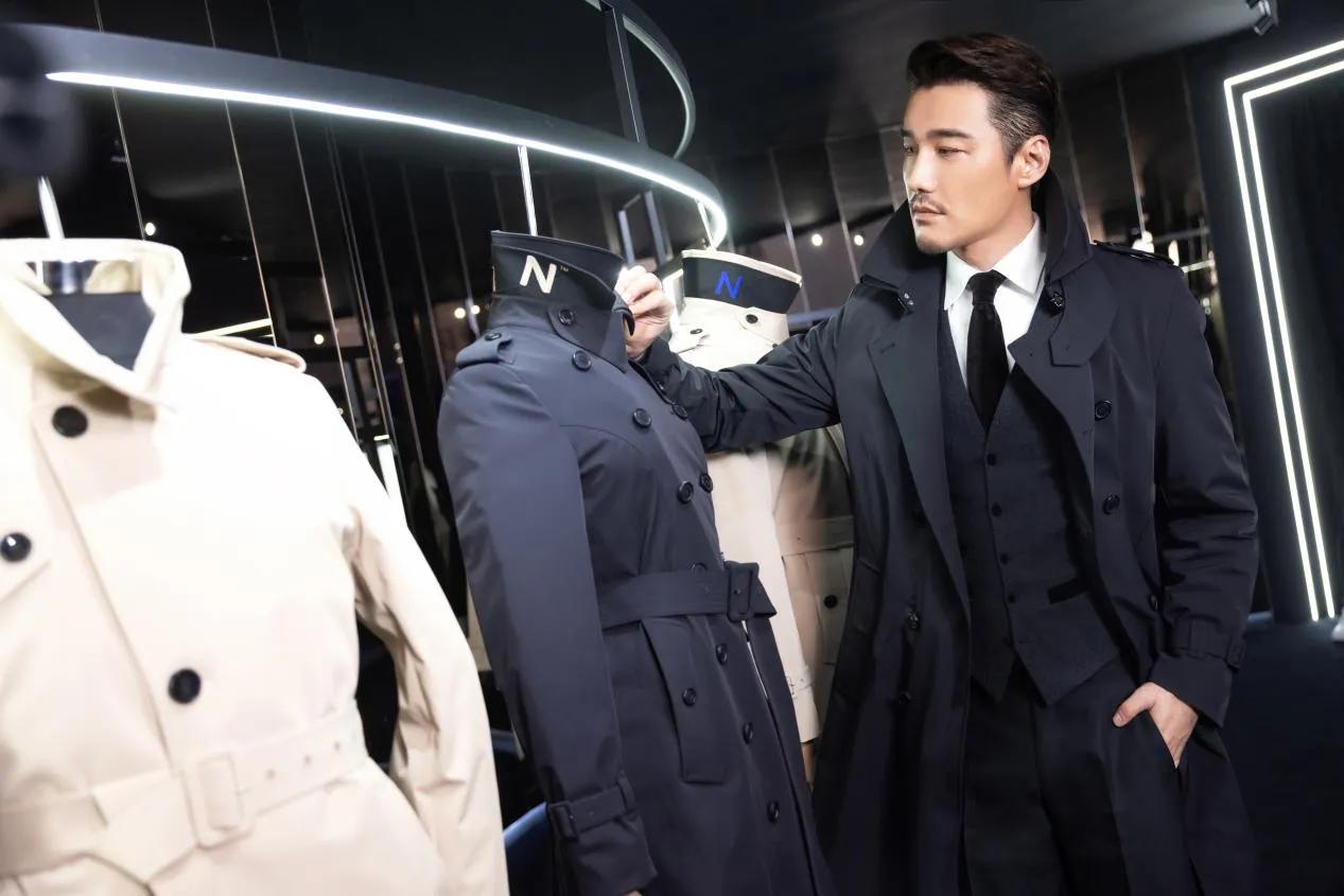 The first "windbreaker and down jacket", Bosideng continues to lead ...