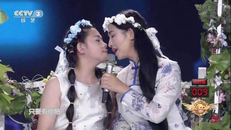 长发母女组合沈昵、程蔚然|中国第一长发母女组合沈昵、程蔚然登上央视黄金100秒挑战成功