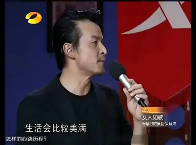 秘密戀愛12年，官宣結(jié)婚后羨煞網(wǎng)友，這對(duì)新加坡明星夫婦太甜了