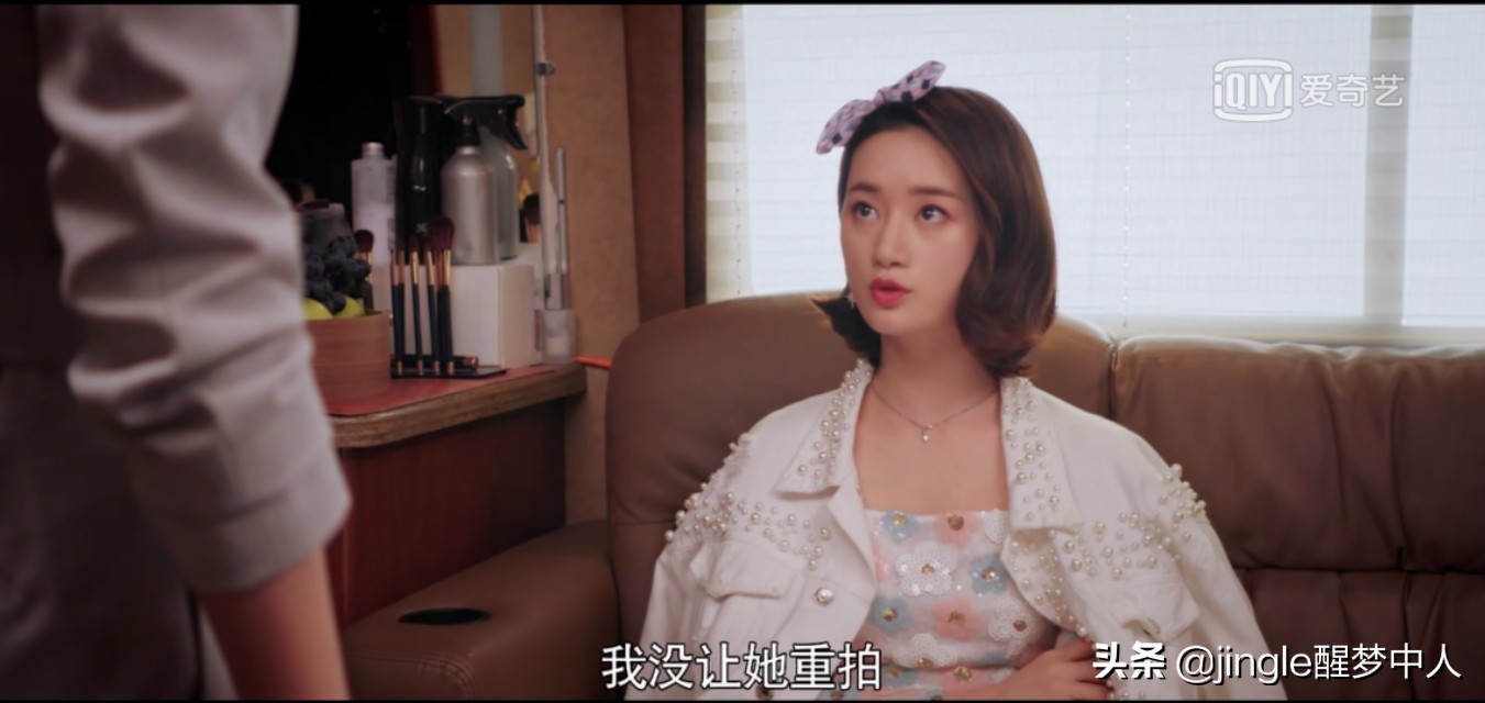 秦岚飙戏《怪你过分美丽》，各路叫好，只因为