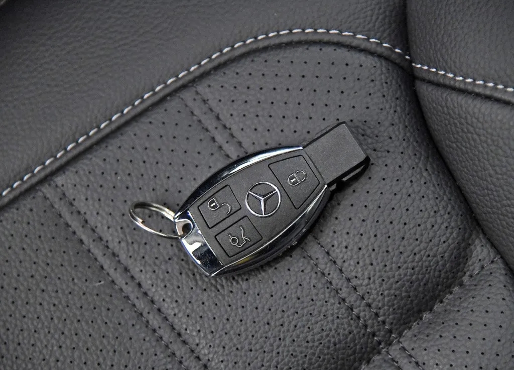 这台130万的国产SUV，懂车的都知道是奔驰，网友