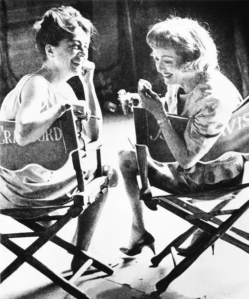 你以为他们是最佳银幕CP，其实人家是水火不容的